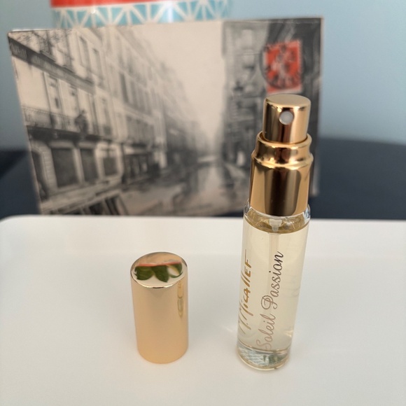 M. Micallef Soleil Passion - Picture 2 of 3